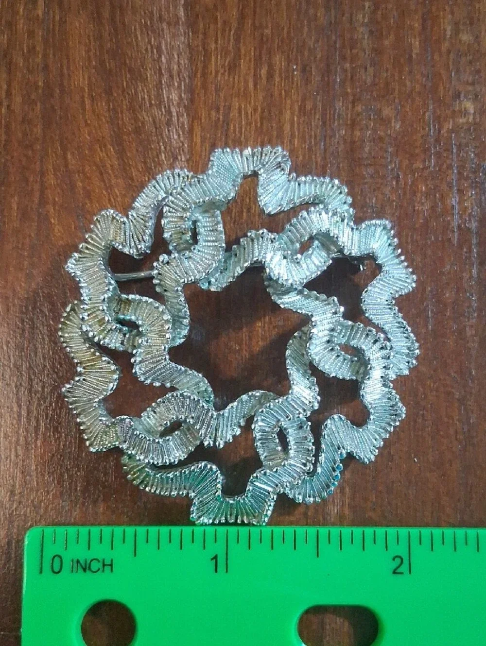 Silver Trifari Ribbonette Filigree Ruffled Elegant Statement Brooch Vintage